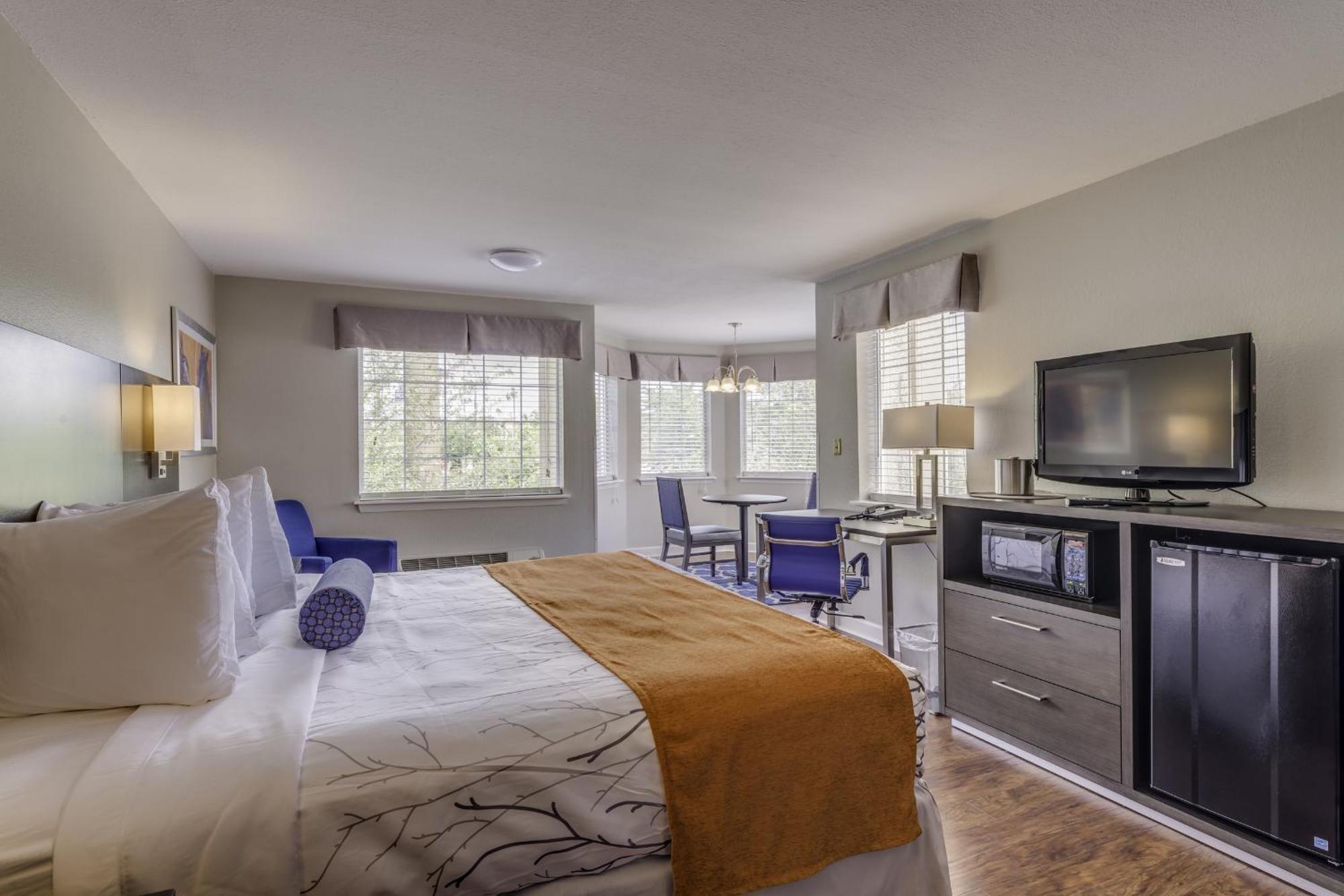 Guesthouse Inn & Suites Lexington Ruang foto